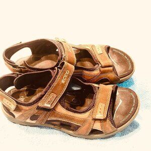 Ecco Yucatan Sandals Shoes Mens Size 44 Brown Leather Hiking Outdoors Comfort
